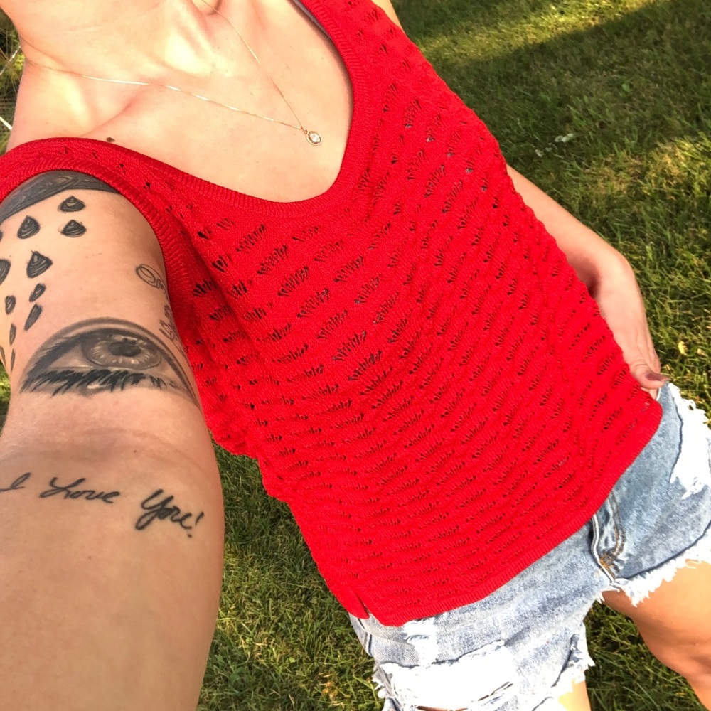 St. John eyelet tank